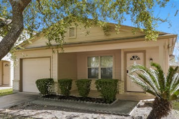 3235 Dartmouth Field Ln Fresno, TX 77545